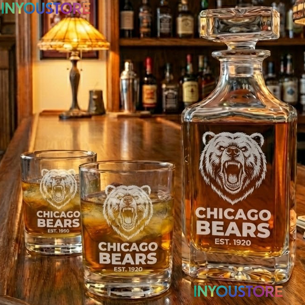 Chicago Bears Custom Decanter Set with 2 Whiskey Glasses Etched Glassware Kit Est. 1920 NFL Fan Gift - Image 3