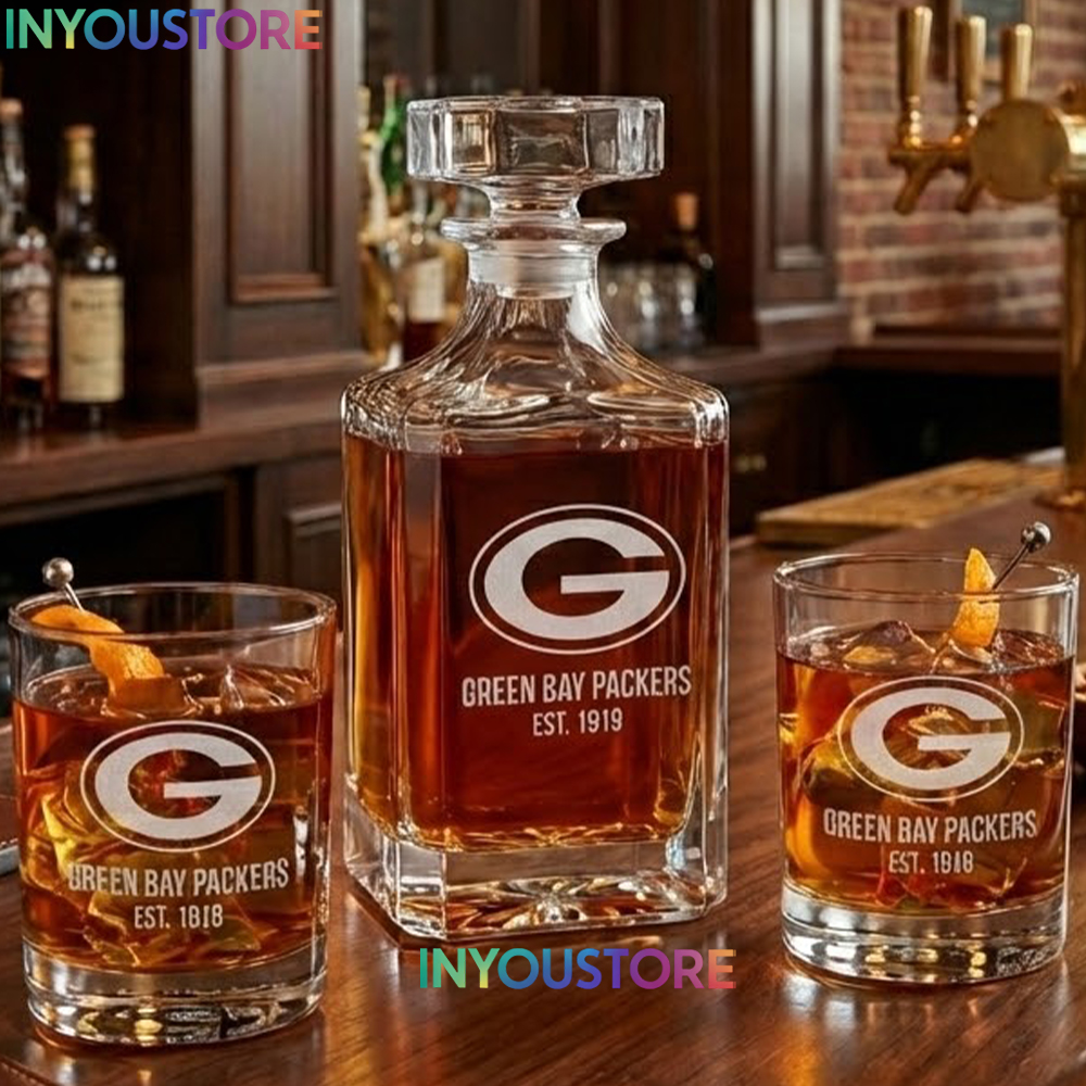 Green Bay Packers Custom Decanter Set with 2 Whiskey Glasses Etched Glassware Kit Est. 1919 NFL Fan Gift - Image 4
