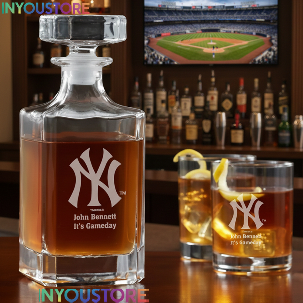 New York Yankees Custom Decanter Gift Set with 2 Whiskey Glasses Etched Glassware Kit Est. 1903 MLB Fan Gift - Image 3